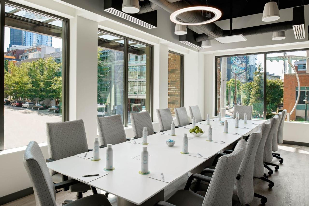 Astra Hotel, Seattle, A Tribute Portfolio Hotel By Marriott Exterior foto