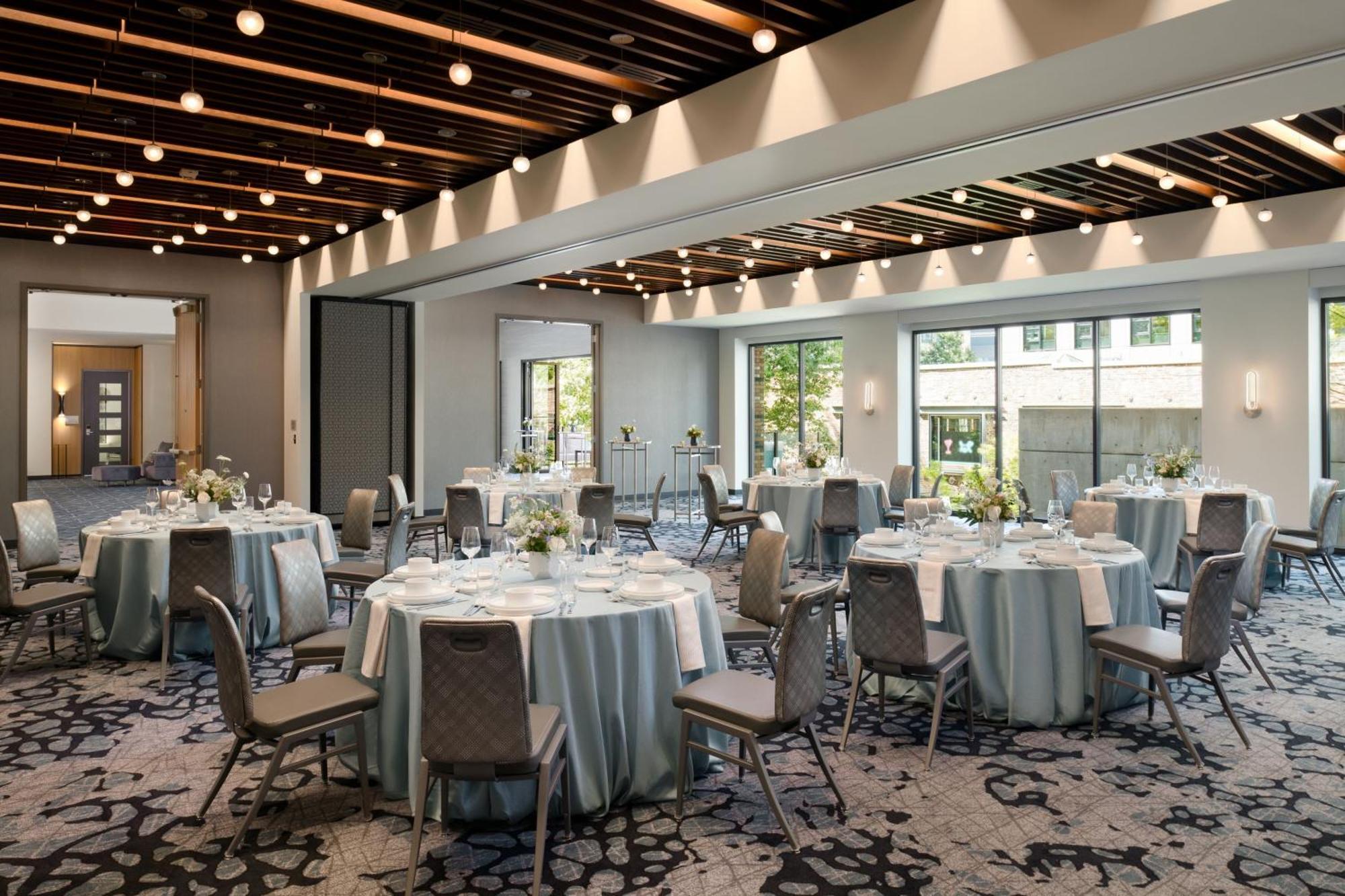 Astra Hotel, Seattle, A Tribute Portfolio Hotel By Marriott Exterior foto